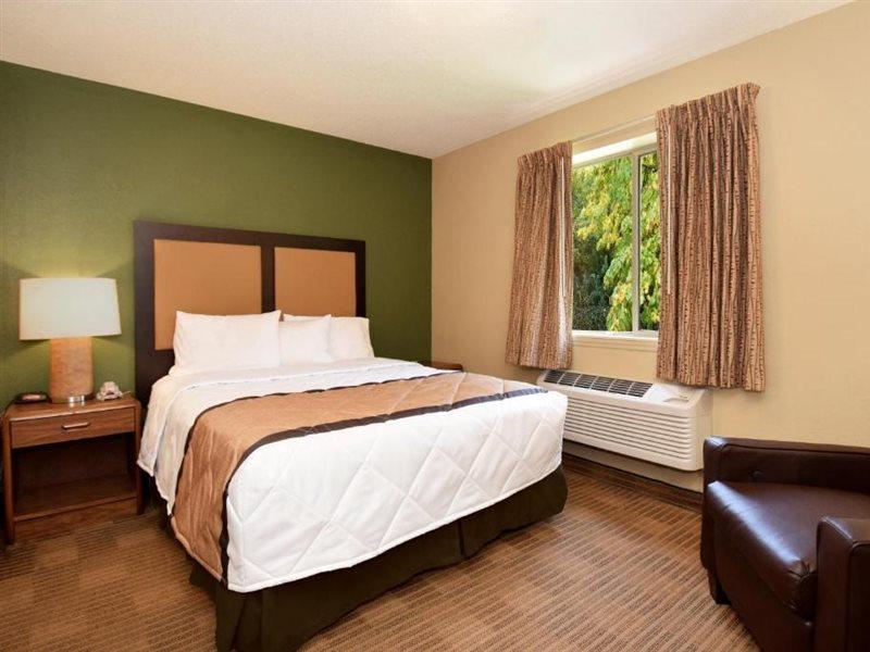 Extended Stay America Suites - Omaha - West Экстерьер фото