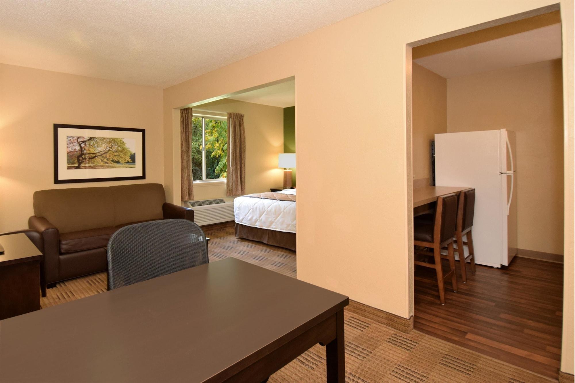 Extended Stay America Suites - Omaha - West Экстерьер фото