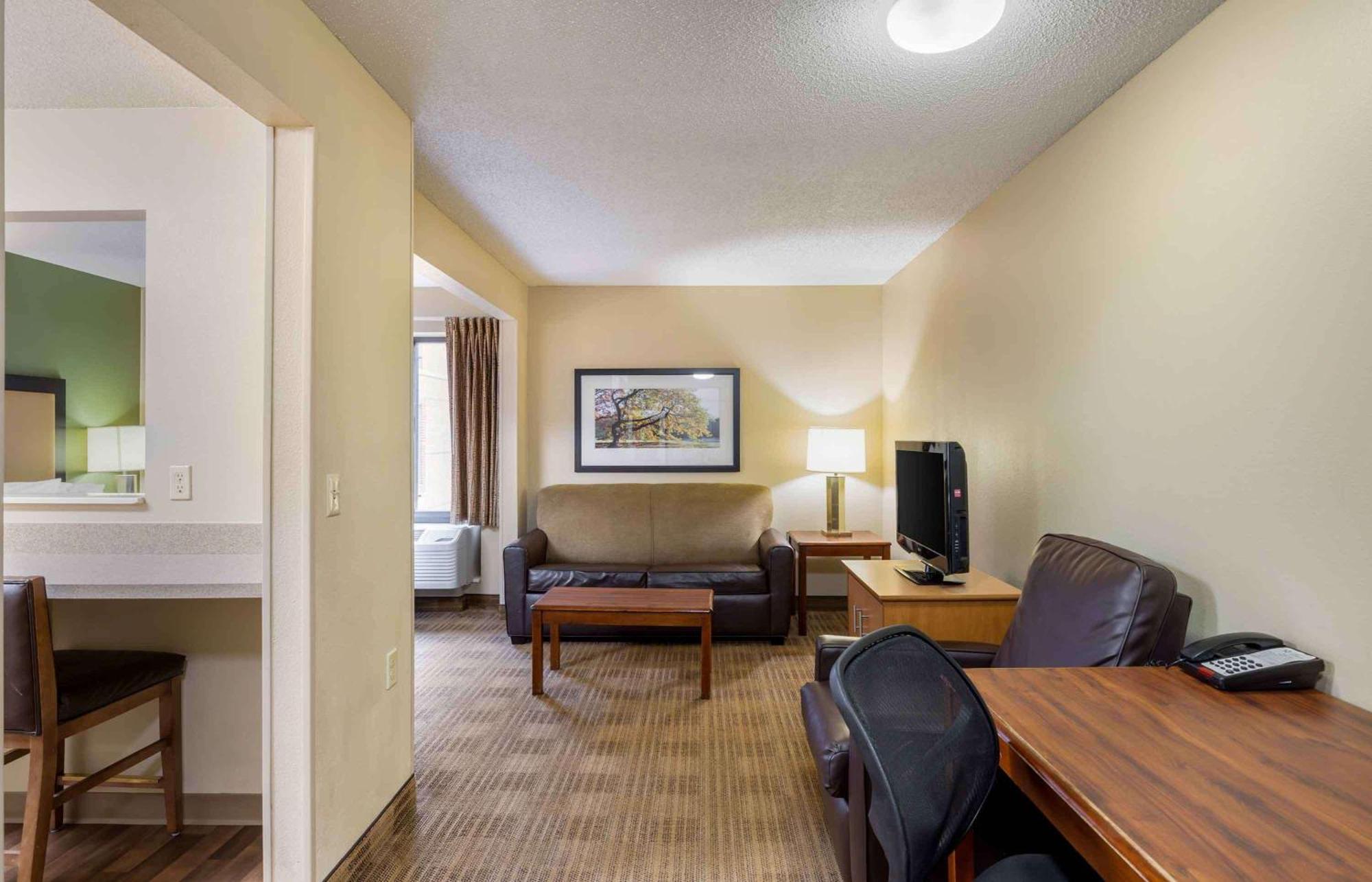 Extended Stay America Suites - Omaha - West Экстерьер фото