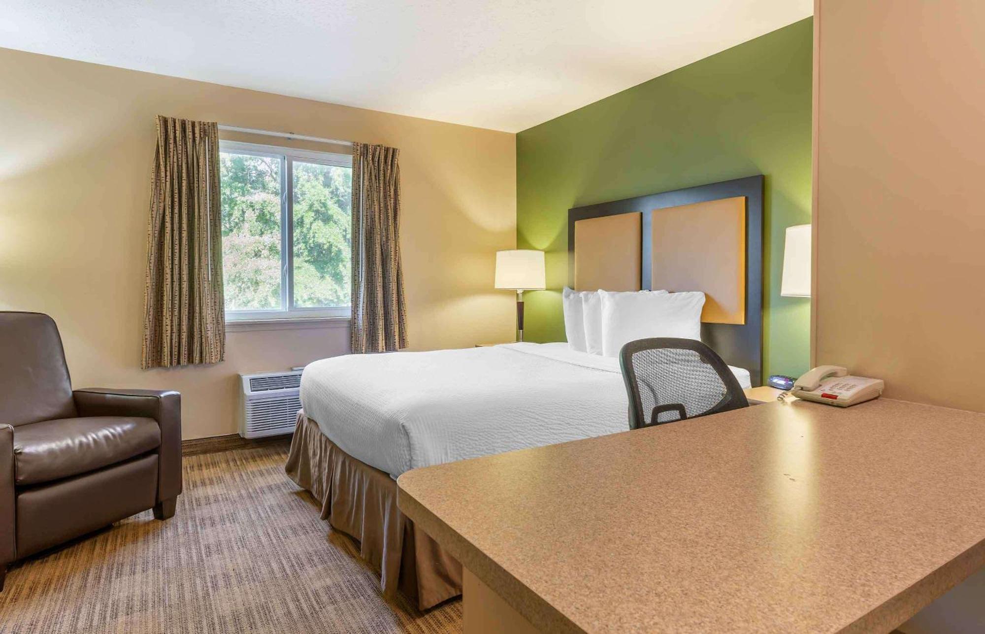 Extended Stay America Suites - Omaha - West Экстерьер фото