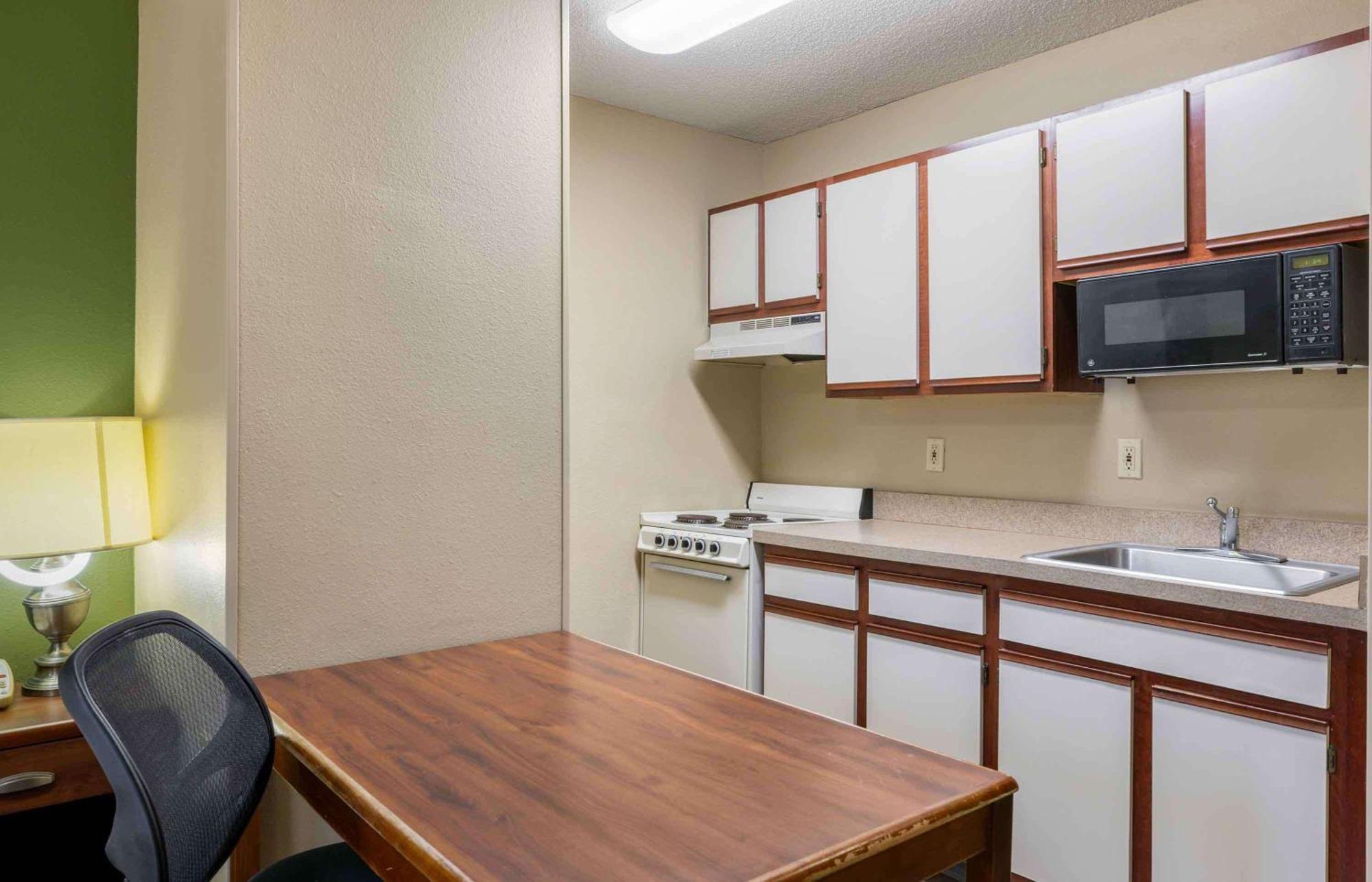 Extended Stay America Suites - Omaha - West Экстерьер фото