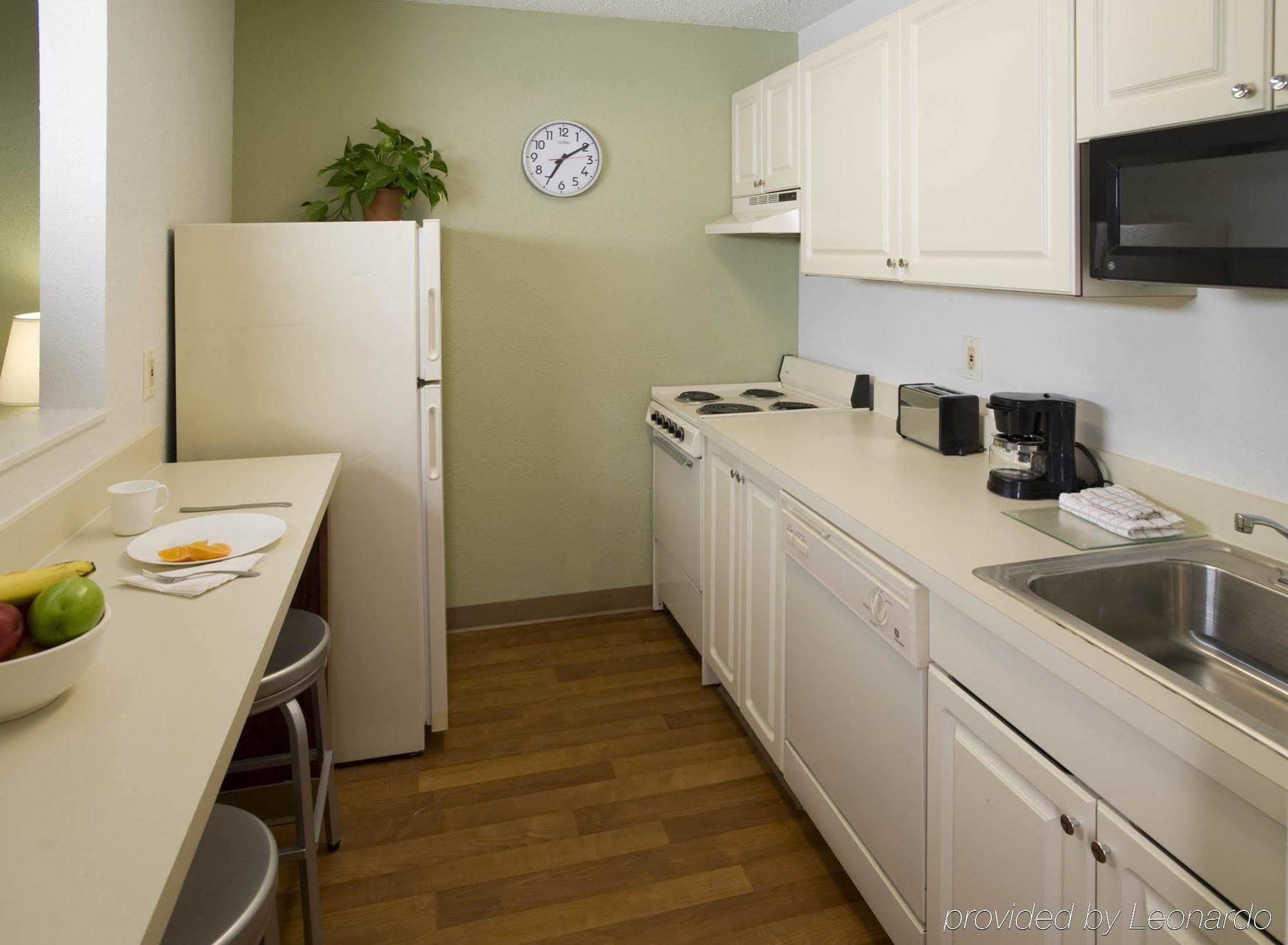 Extended Stay America Suites - Omaha - West Экстерьер фото